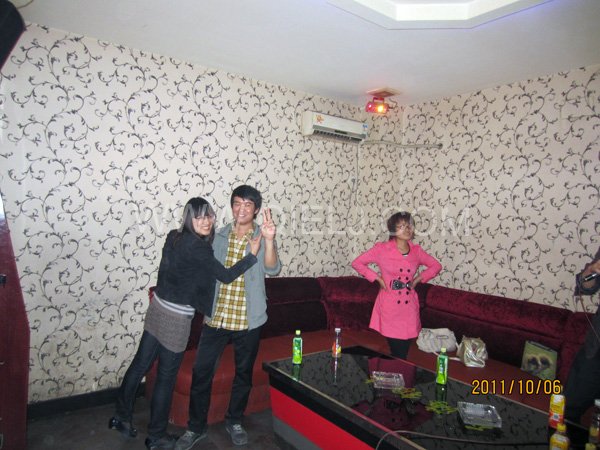 2011年10月，鄭州企鵝糧油機(jī)械有限公司--外貿(mào)部，十一國(guó)慶節(jié)團(tuán)體活動(dòng)！(圖7)