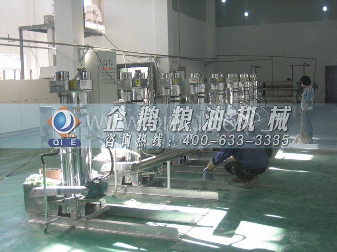 芝麻油壓榨處理設(shè)備，企鵝牌液壓榨油機勇于創(chuàng)新生產(chǎn)效率高(圖5)