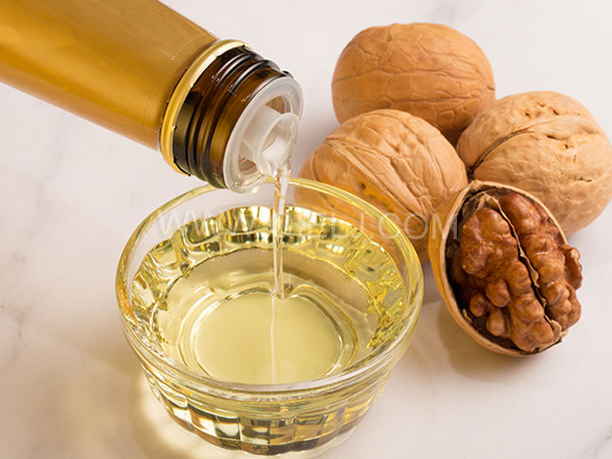 企鵝牌核桃油榨油設(shè)備，生產(chǎn)綠色健康油受大眾喜愛(圖1)